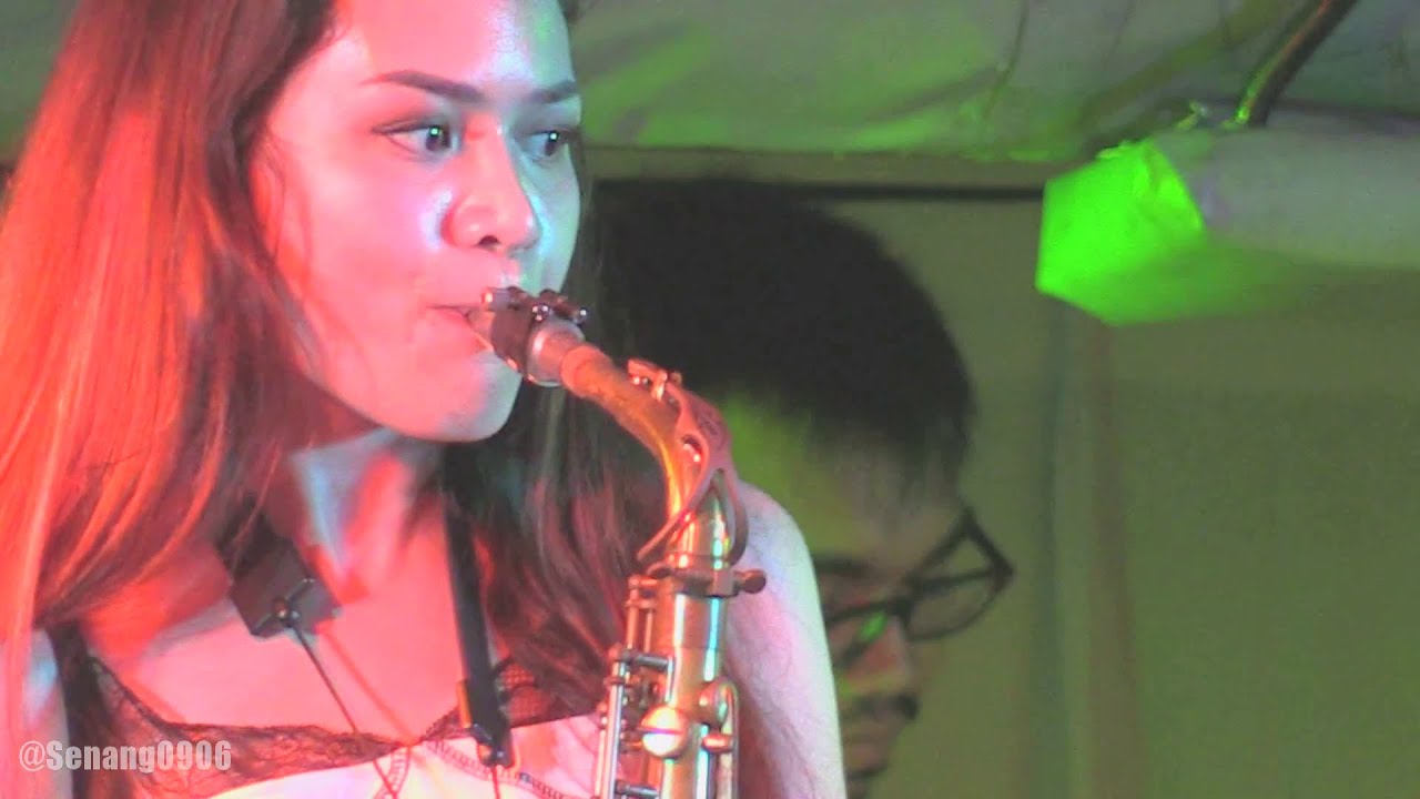 Bass G & Co - Walkin' With The Bass @ JJF 2016 [HD]