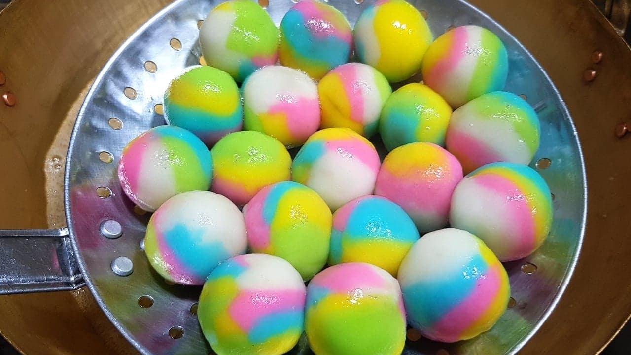 934 ขนมต้มยูนิคอร์น แป้งเหนียวนุ่ม ไส้หอมหวาน Thai coconut ball rainbow