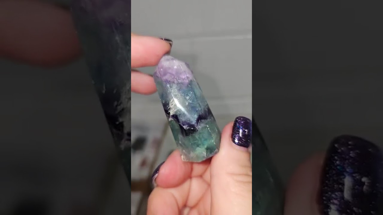 Live from the Venus Moon gem show! Shipping available!