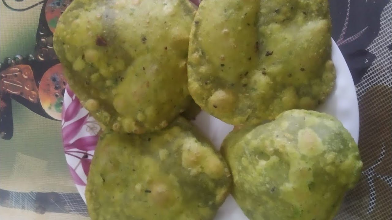 Matarer kachori. Matar kachori. Motor kachori