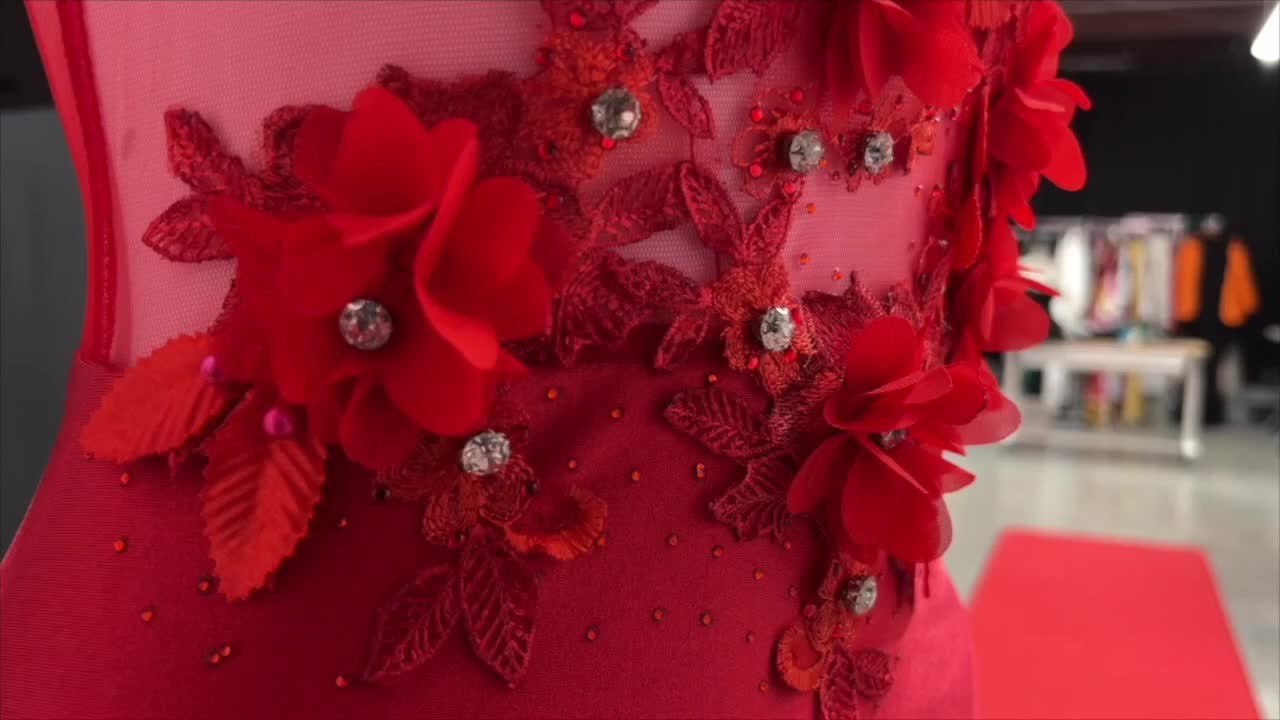 SHE'S GOT 'STYLE': Treasure Coast fashion designer draws inspiration from Taylor Swift