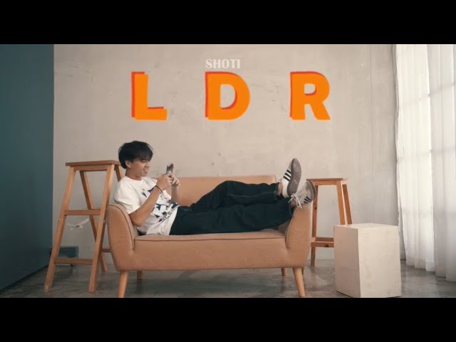 Lirik Lagu LDR – Sped Up Milik Shoti dan Terjemahan Bahasa