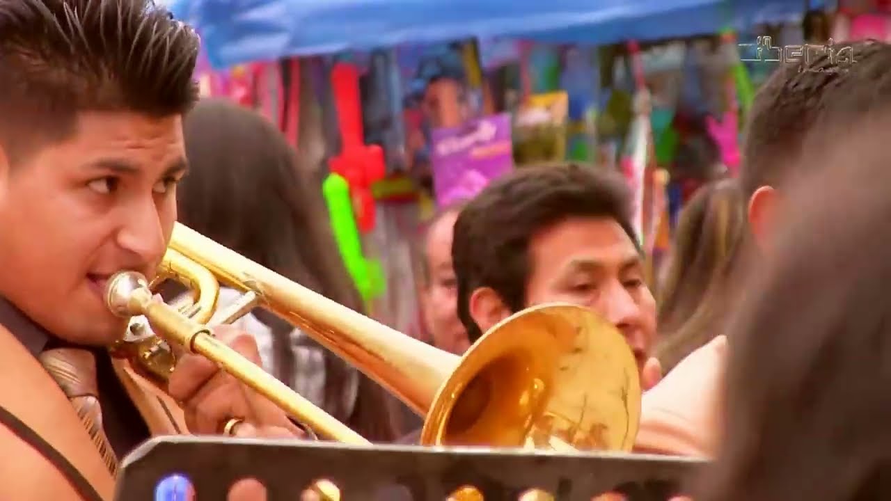 MUJER HECHICERA / Banda Sol Andino Huanja