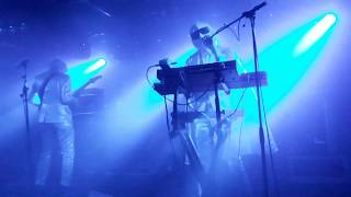 DRAB MAJESTY - Oxytocin (Live 25/9/2019 - L'Aeronef - Lille - FRANCE)