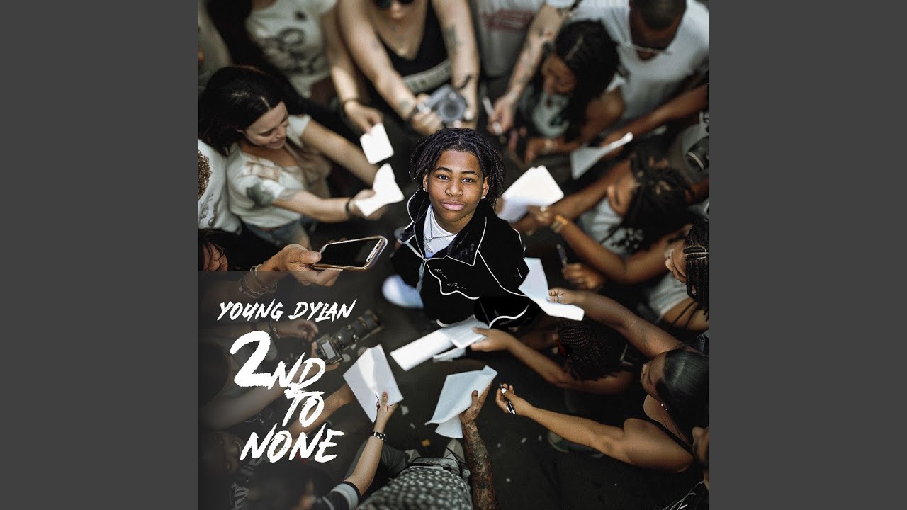 Momma auf YouTube ansehen Momma auf YouTube ansehen