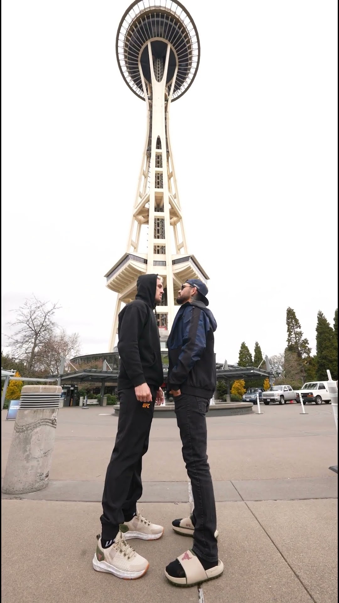 Space Needle faceoff ? #UFCSeattle