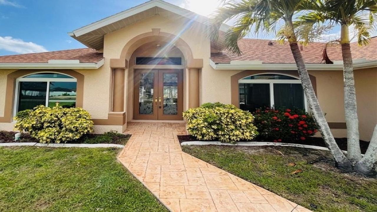 Investor Special | Cape Coral Florida Fixer-upper for Sale | Call for more information | $289,000