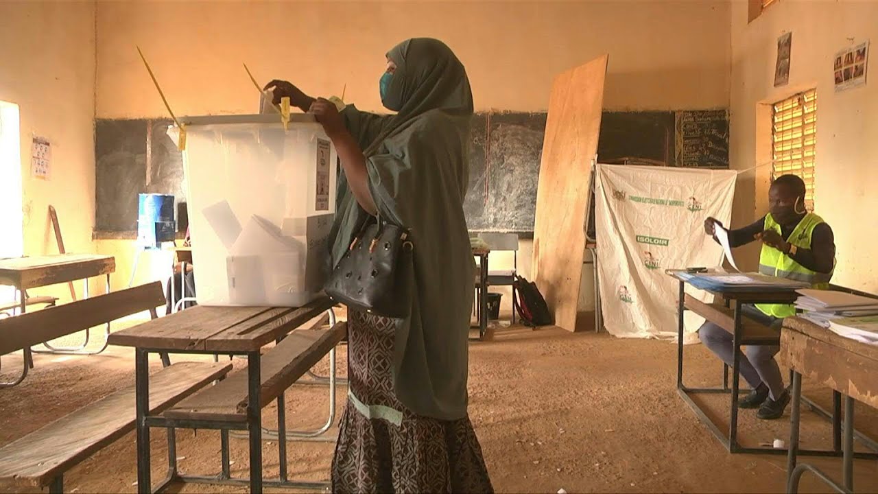 Voters in Niamey go to the polls as Niger stages historic elections | AFP