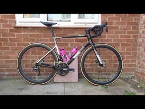 First Look - Fizik Vento Argo R3 Saddle - Cannondale SuperSix HM Disc -  YouTube