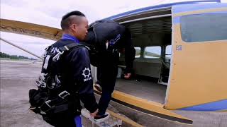 Parachuting In Luoding