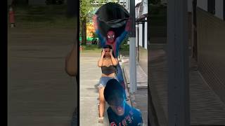 Spider-Man Es A Pretty Girl In A Trash Bag? Funniest Prank Of The Year