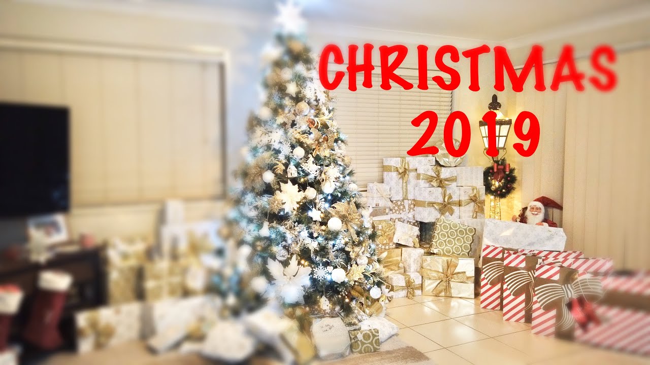 Unwrapping Presents Family Christmas 2019 - ButFirstTacos 