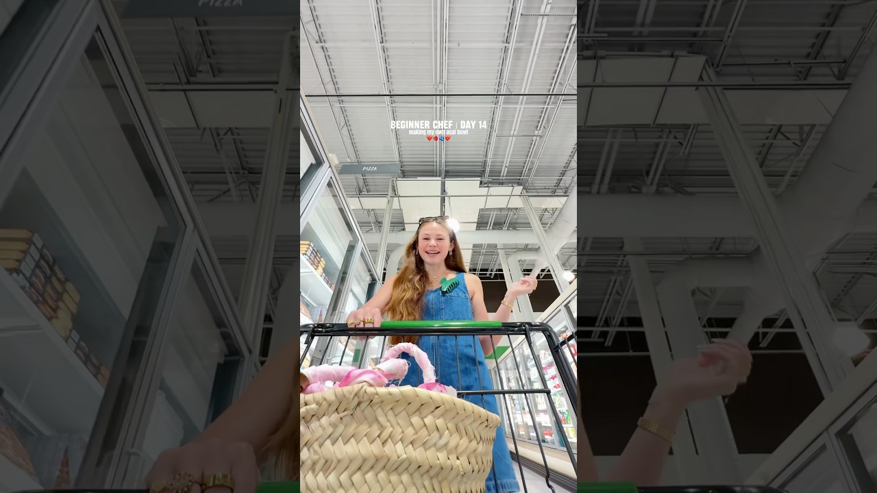 BEGINNER CHEF VLOG | making my own acai bowls🍓❤️