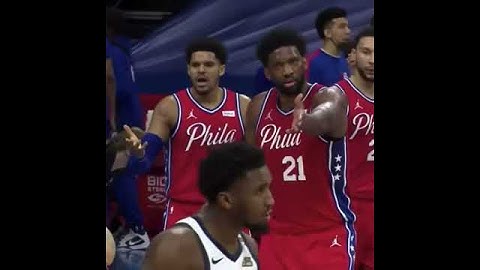 Embiid snitches on Donovan Mitchell so the refs give him a tech 🤣