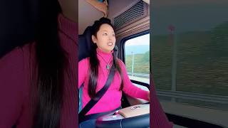 🚚💪手握方向盤，我就能去任何地方。這就是女卡車司機的日常生活。 #女卡車司機日常生活 #女卡車司機 #女性要活出自己的人生 #女孩當司機