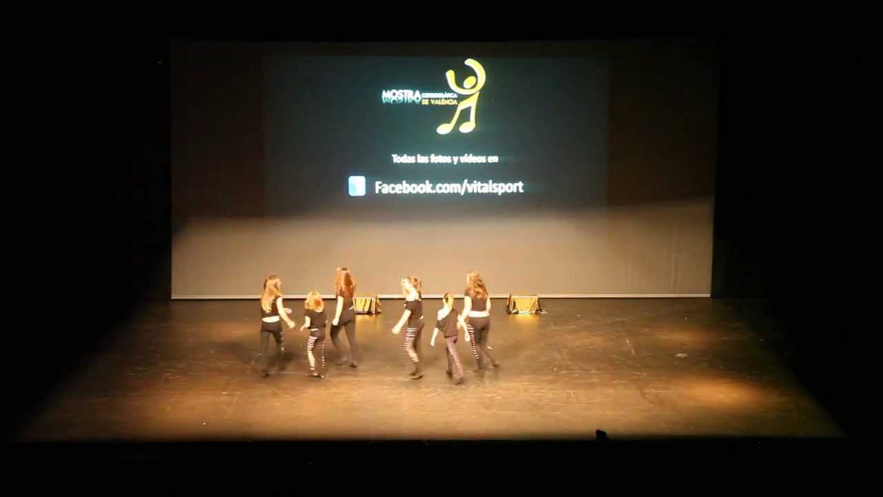 Mostra coreográfica de Valencia 2013 -- COLEGIO LA SENIA entrenamiento funcional aplicado a los deportes