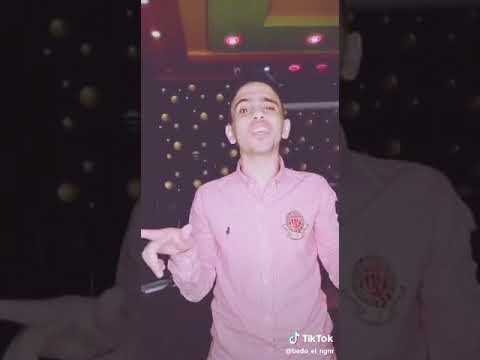 صاحب اغنيه انا عيني علي التاتو