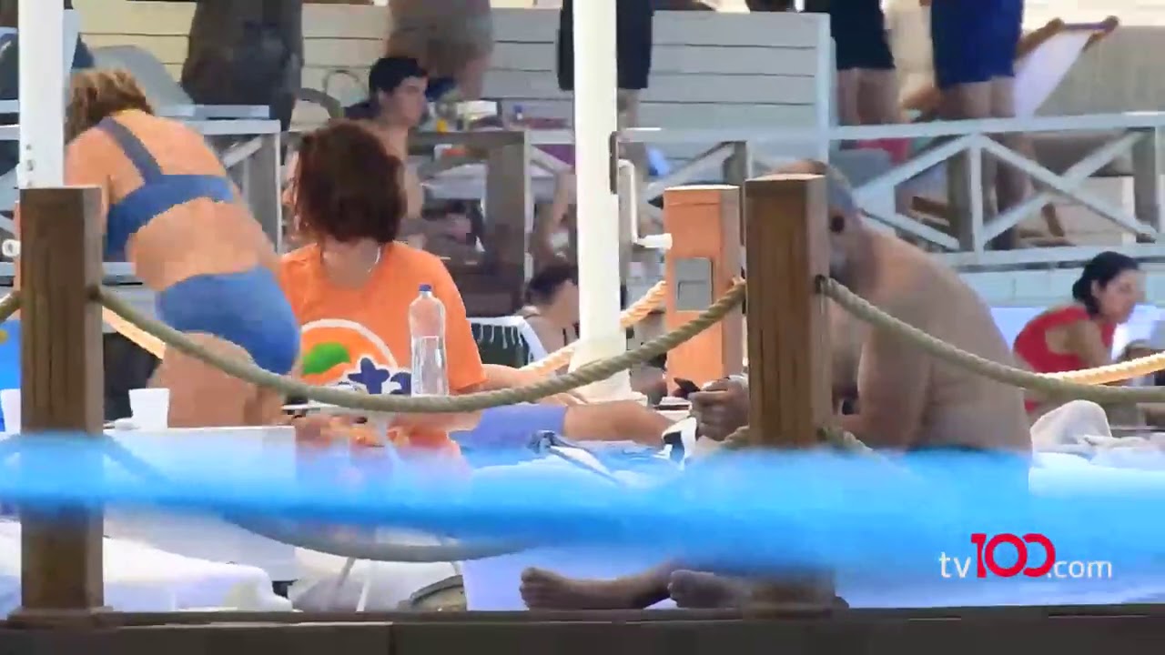 Bergüzar Korel ile Halit Ergenç çifti Bodrum'da Esra Erol'la buluştu