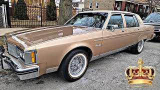 Super Nice Oldsmobile 98 regency on 30s & vouges