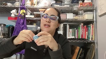 SugarCubeYYC Candy Advent Calendar - Day 2 - Blue Rasperry Sour Tarts