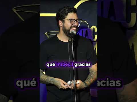 Pequeña Aclaración durante el show