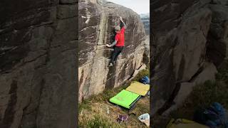 Worry Bomb 7A Torridon #climbing #bouldering #scotland #mountains #nature #travel #torridon