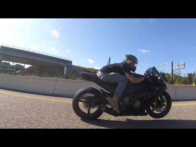 2016 ZX10R vs 2011 ZX10R Rd 2 - YouTube