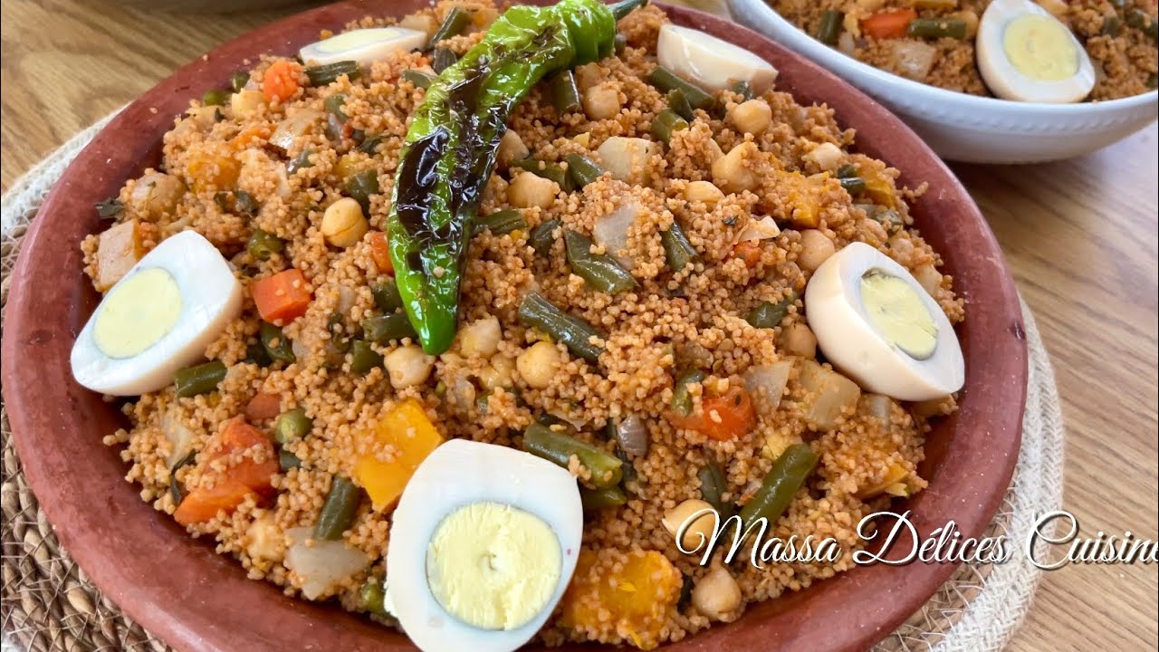 Couscous Rouge /Seksou Azegagh ou Chiwtchiw ,Recette Algérienne 🇩🇿 Version En Kabyle ♓️