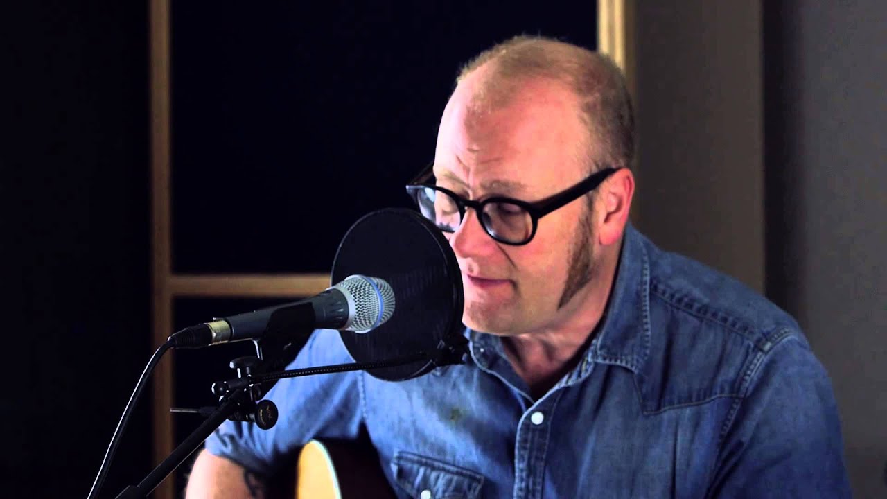 Obejrzyj Mike Doughty "Circles" w YouTube Obejrzyj Mike Doughty "Circles" w YouTube