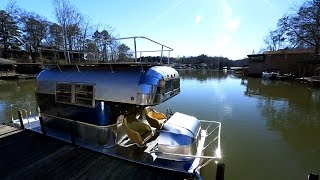 The Best Looking 'Happy Camper' Boat on the Lake