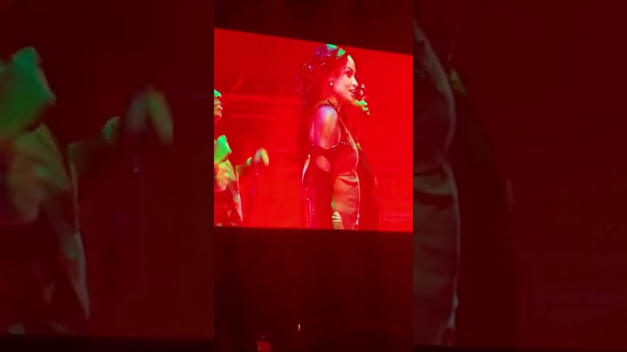 Kehlani - up at night (Live) (Live in Philadelphia) 