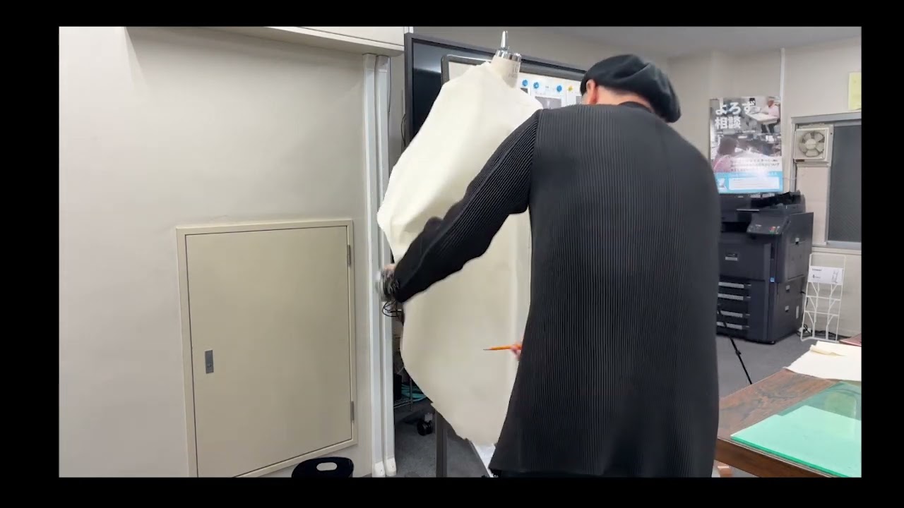 Draping 立体裁断 Vol-38 - YouTube