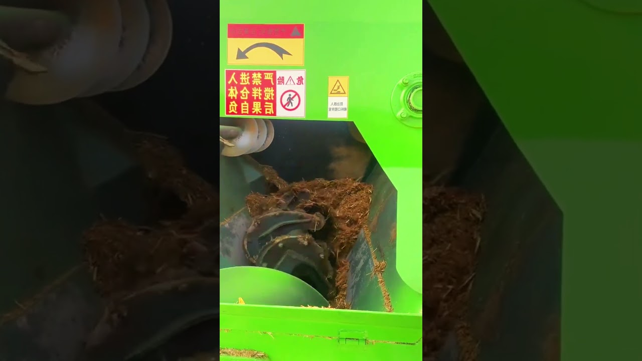 Processing of agricultural waste as compost 