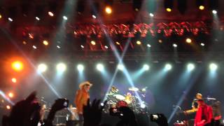 Guns n Roses: Sweet Child o' Mine - Live in Delhi, India.