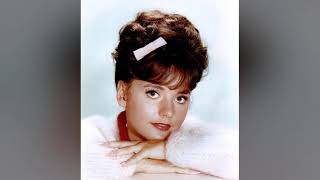Unearthed Secrets: Dawn Wells' Surprising Earnings from Gilligan's Island Revealed!