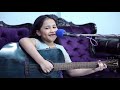 The Moon Represents My Heart-月亮代表我的心 Cover by 7 year old Harley