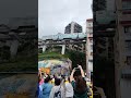 รถไฟทะลุตึก
