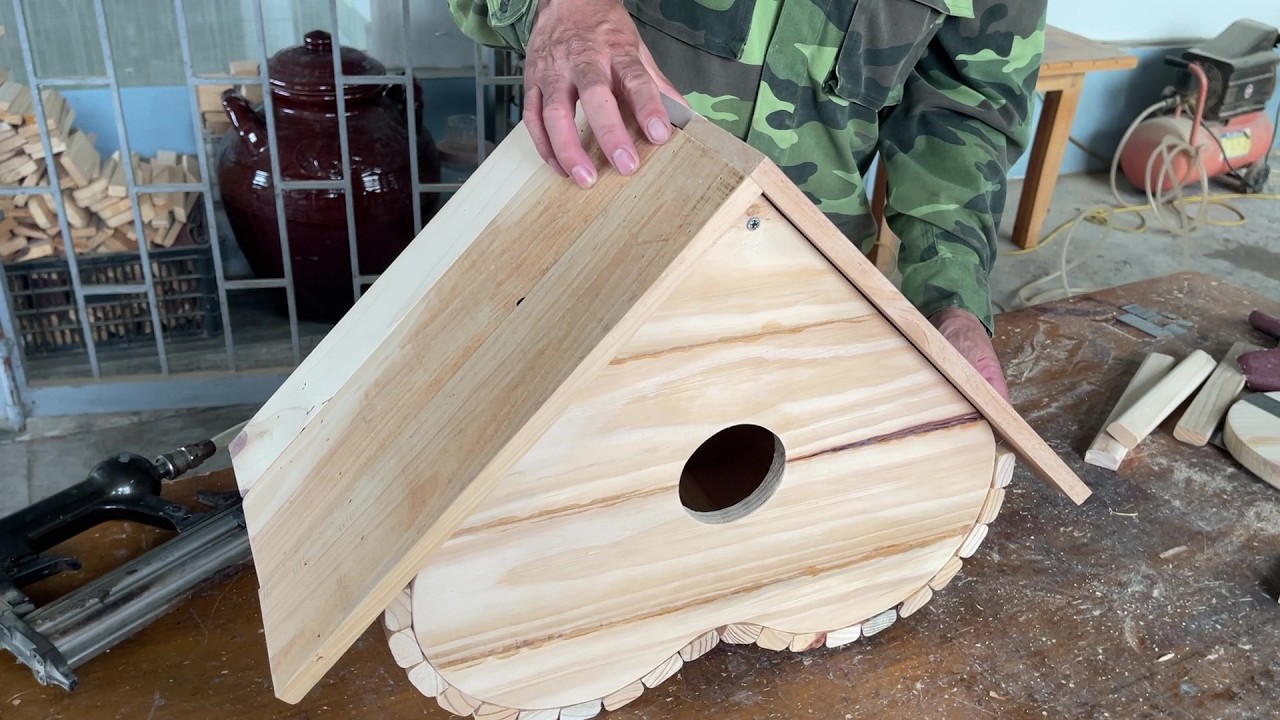 Bird House Ideas - Creative and Unique Heart Shaped Birdcage Design