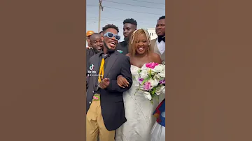 Mad People S Wedding CrossMyLane 