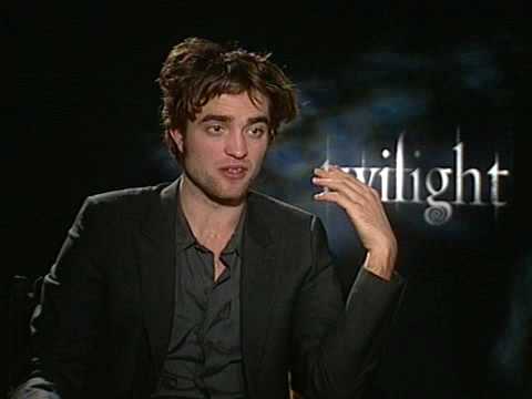 Twilight - Robert Pattinson Interview - YouTube