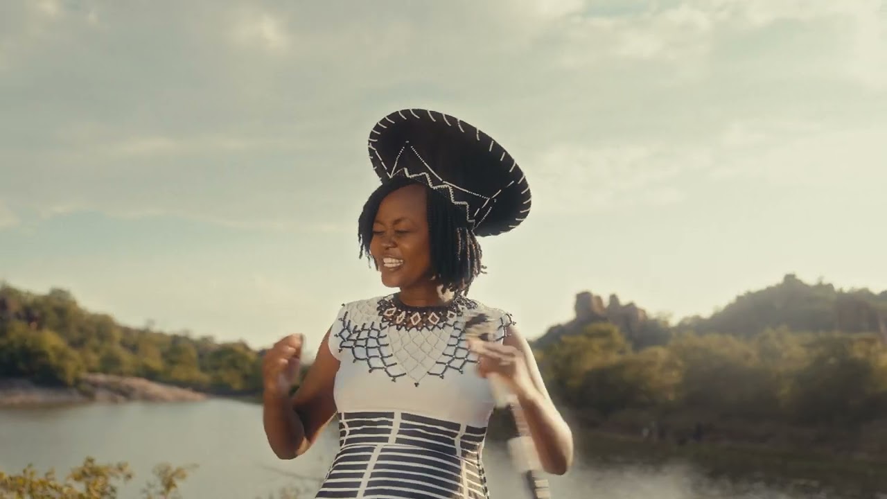 Revealed Family - Bayethe (Official Music Video)