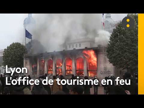 Lyon : L’office de tourisme incendié en marge de la manifestation