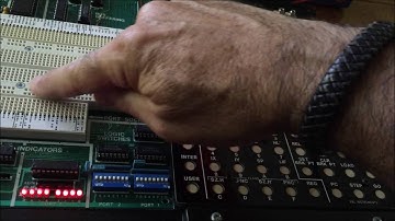 Loading a Program into the Fox MT-80AZ Trainer