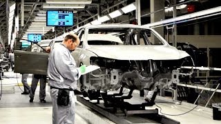 Any Volunteers: The UAW in Tennessee - Autoline This Week 1736