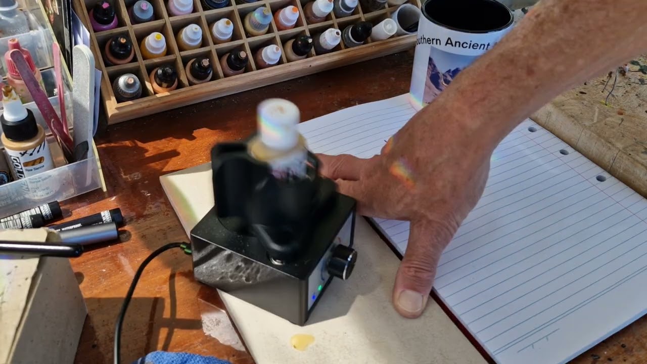 Турбомешалка Vortex. Шейкер для миниатюрных красок. Полезный набор или WAFTAM?