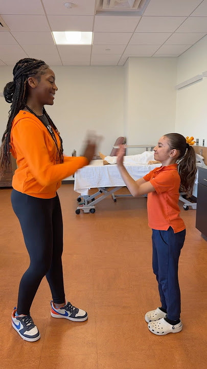The height difference is crazy 😭 #docmcstuffins #tiktok #dance #dancechallenge #duet