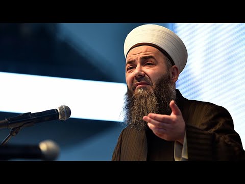 İSMAİLAĞA CEMAATİNDEN CÜBBELİ AHMET HOCA İFŞALARI: KADINLARLA YATMAK İÇİN AYET UYDURDU #trending
