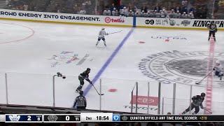 QB STARTS IT!  #hockey #icehockey #nhl #gokingsgo #gkg
