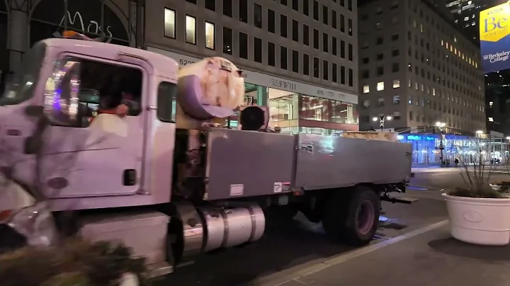 Live NYC Walking Commute: To the Upper West Side - Mar 12, 2025