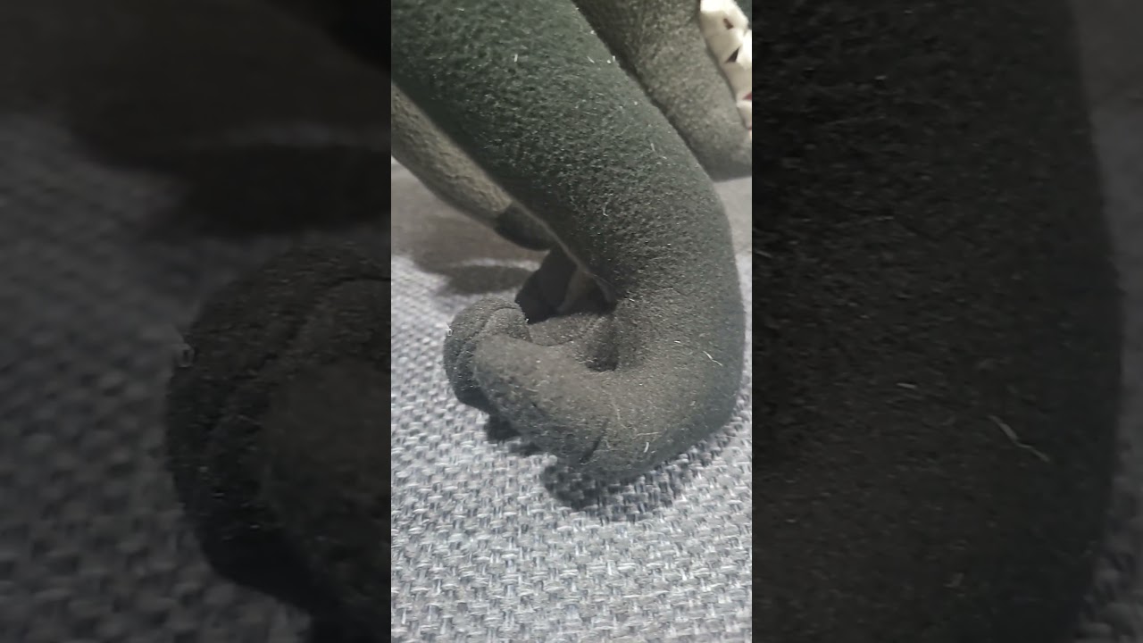 Jurassic World: Rebirth D-Rex Plush 